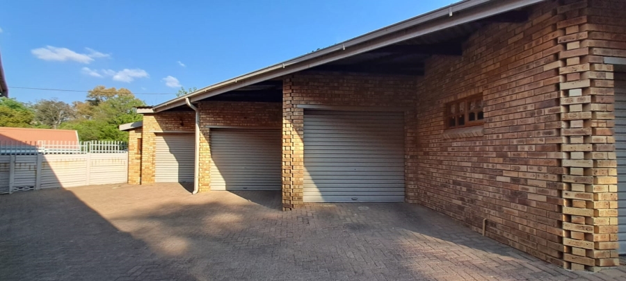 To Let 3 Bedroom Property for Rent in Bethlehem Free State